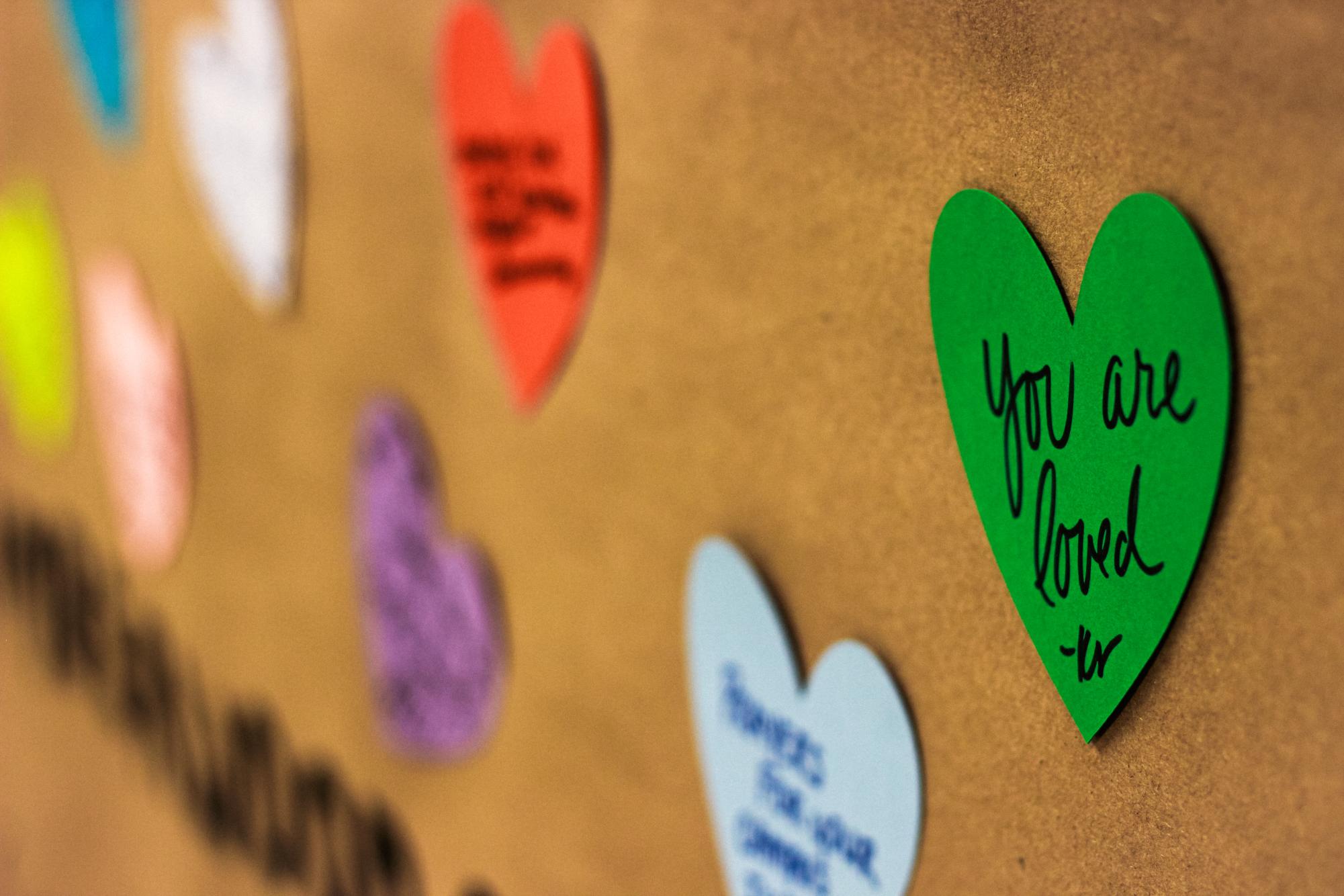 Supportive words for Hill Country lining the walls. Photo courtesy of anonymous freshman.
